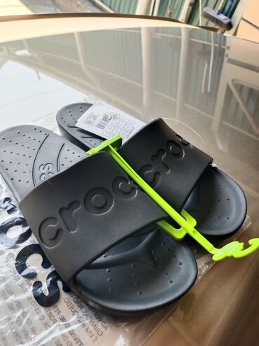 crocs мужские: Мужские сандалии, 41, Crocs, Новый, цвет - Черный