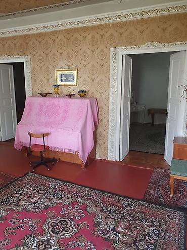 Həyət evləri və villaların satışı: İsmayıllı rayon, Günəşli qəsəbəsində təcili həyətyanı ev satılır — 16