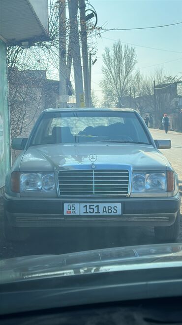 Mercedes-Benz: Mercedes-Benz E-Class: 1988 г., 2.3 л, Механика, Бензин, Седан