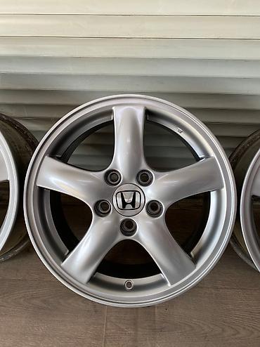 Транспорт: В продаже оригинальные диски Хонда Аккорд Honda Accord Cl7 Диаметр — 7