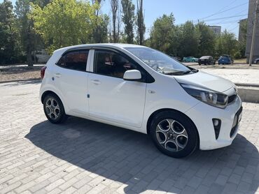 расрочкага машина берем: Kia Morning: 2017 г., 1 л, Автомат, Бензин, Хэтчбэк