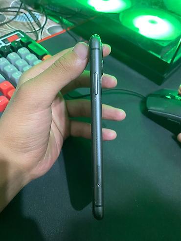 продать сломанный телевизор: IPhone 11, 128 ГБ (визуально — чёрный/Space Gray) - Дисплей Liquid — 5