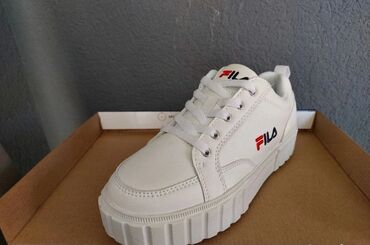 Women's Sneakers and athletic shoes: Original patike Najk patike (slike 1-6) velicina 44 Cena 4500 din — 22