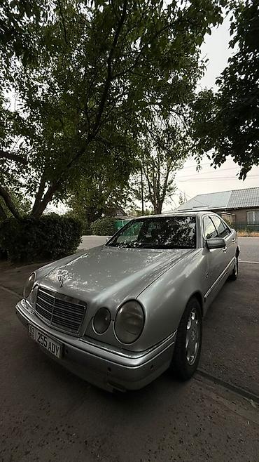 x class: Mercedes-Benz E-Class: 1998 г., 2 л, Механика, Бензин, Седан — 1
