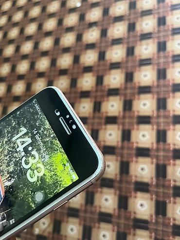 iphone 18 pro max qiymeti: IPhone 8 Plus, Ağ, Barmaq izi — 4