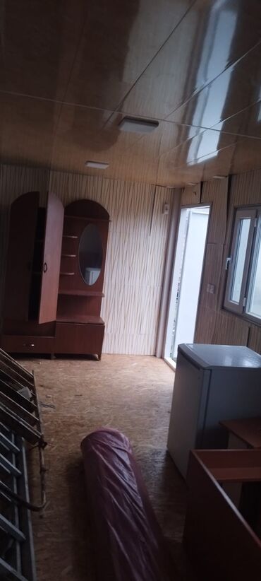 Konteynerlər: Satılır: Prefabrik/panel ev-konteyner • Korpus: Sendviç panel — 9