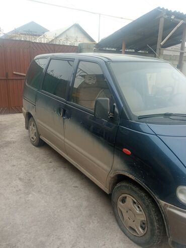 Nissan: Nissan Serena: 1993 г., 1.6 л, Механика, Бензин, Минивэн