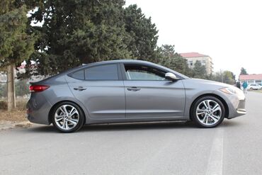 Hyundai: Hyundai Elantra: 2 l | 2018 il Sedan — 5