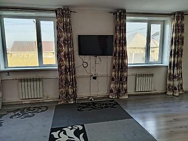 Продажа коттеджей и домов: 🏡✨ ПРОДАЁТСЯ УЮТНЫЙ ДОМ ✨🏡 📍 Район: Биримдик Кут 🏡 Параметры: 📐 — 6