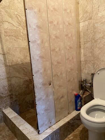 Bağ evlərinin kirayəsi: Malkerle işlemirem, heç bir şekil atmiram votsapa. Evin sahibiyem ve — 6