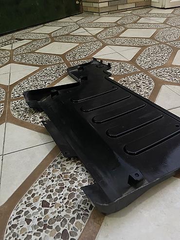prius kapot: Bufer qoruyucusu, Land Rover Range Rover, 2017 il, Ünvandan götürmə, Rayonlara çatdırılma, Ödənişli çatdırılma — 7