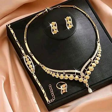 Setovi nakita: Setovi 3000 din🔥🔥
💋 na lalafo.rs — 14 Setovi nakita: Setovi 3000 din🔥🔥
💋 — 14