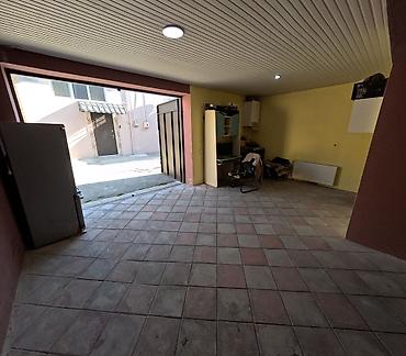 Həyət evləri və villaların satışı: Xırdalanda 2 mərtəbəli həyət evi - Plan: Aşağıda geniş giriş/qaraj — 17