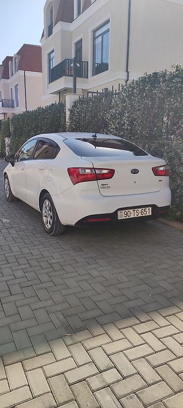 klas 6: Kia Rio: 1.6 l | 2014 il Sedan — 6