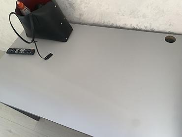 study table: Прямой письменный/компьютерный стол в современном минималистичном — 2