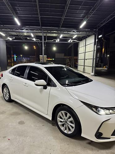 тойота краун 2023: Toyota Corolla: 2023 г., 1.8 л, Гибрид, Седан — 5
