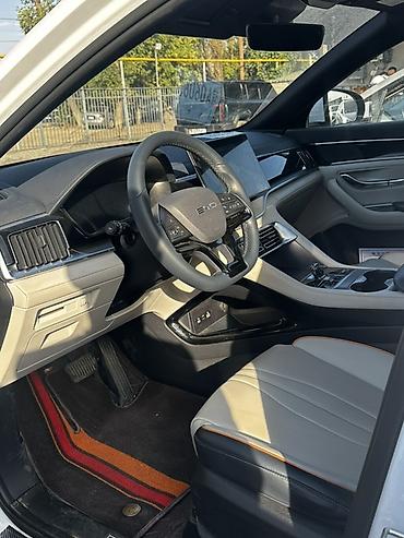 BYD: BYD Song Plus: 2024 г., Автомат, Электромобиль — 2