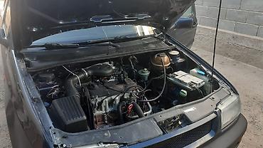 Volkswagen Vento: 1994 г., Кол менен иштөөчү, Бензин, Седан lalafo.kg да — 1 Volkswagen Vento: 1994 г., Кол менен иштөөчү, Бензин, Седан — 1