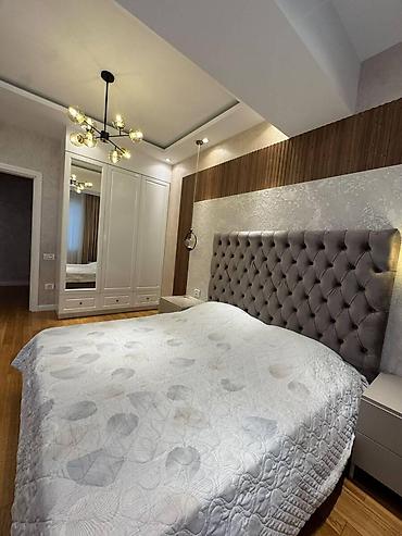 110: İcarəyə verilir 3 otaqlı yeni tikili 110 m², 28 May m. Kateqoriya — 6