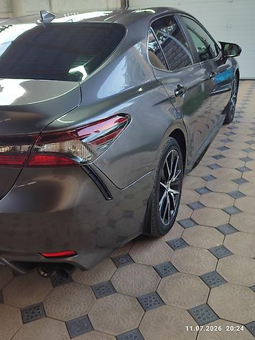 Toyota: Toyota Camry: 2022 г., 2.5 л, Автомат, Бензин, Седан — 4