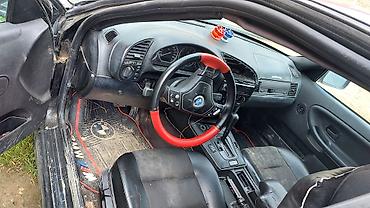 bmw e36 kuza: BMW 3 Series E36 sedan, qara rəng. - Kuzov: aerodinamik body-kit, ön — 6