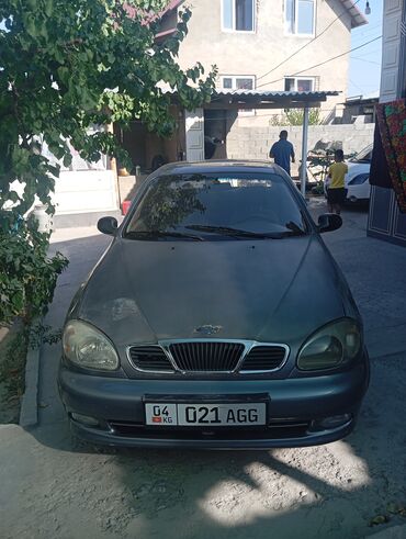 авто в рассрочку 2107: Chevrolet Lanos: 2002 г., 1.5 л, Механика, Бензин, Седан