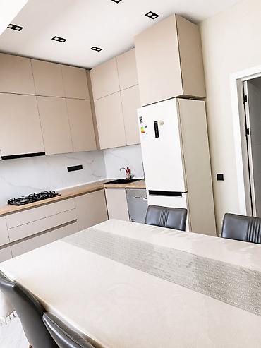 квартиа: 3 комнаты, 100 м², Кок-Жар ж/м Элитка, 8 этаж, Евроремонт — 7