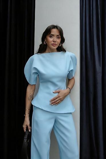 Kompleti: ✅Ženski dvodelni komplet – elegantna bluza i pantalone ✅3000 din S M — 5