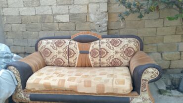 divan kreslo uzlukleri: Классический диван, Диван