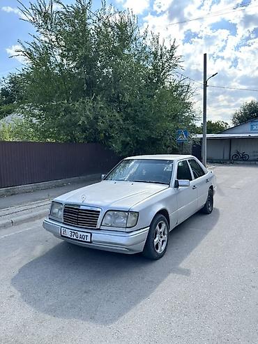 бампер 124: Mercedes-Benz W124: 1995 г., Седан — 1