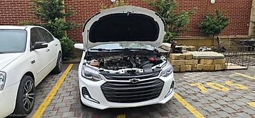 kor zona: Chevrolet Cruze: 1.2 l | 2025 il 17998 km Sedan — 2