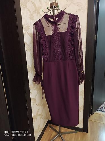 dəst geyimlər instagram: Qadın geyim və ayaqqabı dəsti - Ağ qısaqoll T‑şört + tünd mavi cins — 2