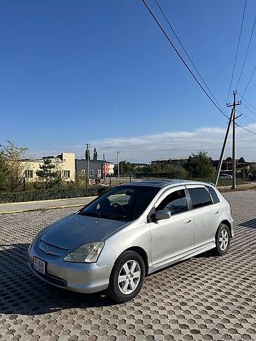 Honda Civic: 2000 г., 1.5 л, Вариатор, Бензин, Хэтчбэк