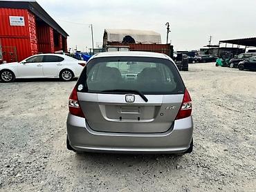 fit 2012: Крышка багажника Honda, 2003 г., Б/у, Оригинал — 3