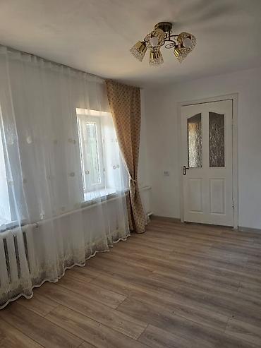 Долгосрочная аренда домов: 47 м², 3 комнаты, Парковка, Забор, огорожен — 4