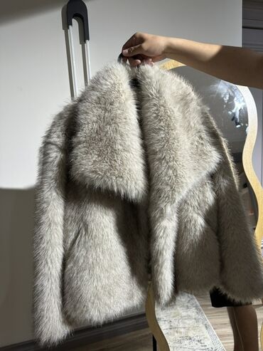 чёрное женское пальто: Шуба, Короткая модель, Китай, S