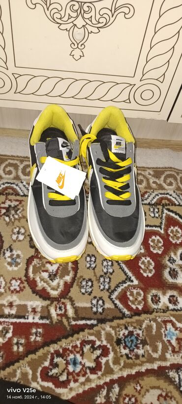 new balance 574 бишкек: Мужские кроссовки, 45, Nike, Новый, цвет - Желтый, Самовывоз