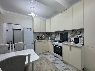 срочно продается квартира: 1 бөлмө, 47 кв. м, Элитка, 2 кабат, Евроремонт