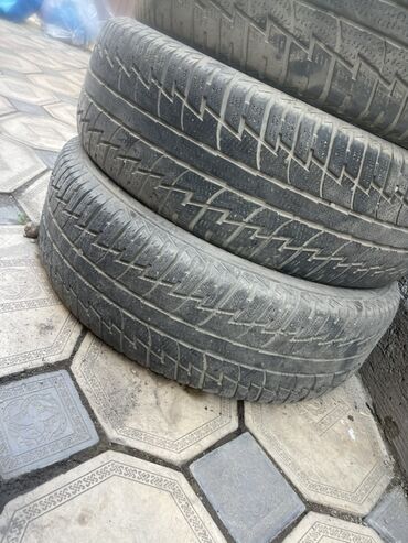 шины и диск: Комплект автомобильных шин (2 шт) - Тип:зимние (по рисунку