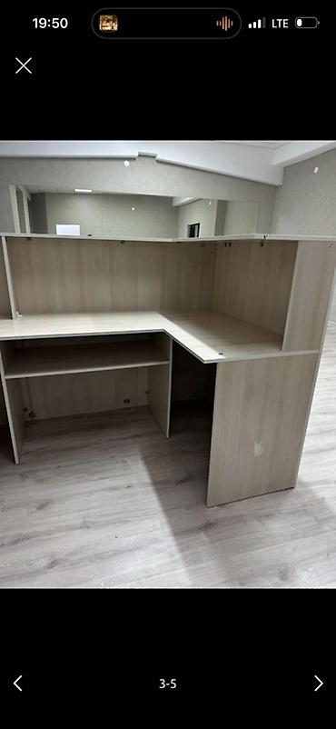 стол учителя: Стойка ресепшн/администраторская зона из ЛДСП в светлом древесном — 3