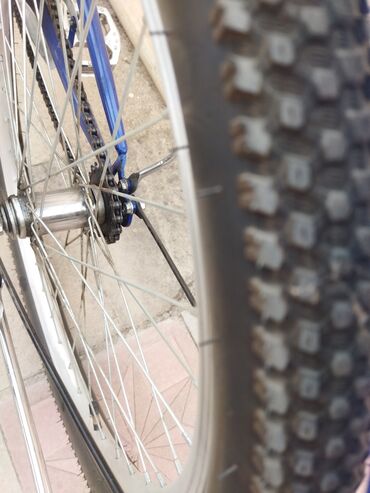 Şəhər velosipedləri: Stels Super qatlanan velosiped. Bu velosiped asan daşınma və yığcam — 6