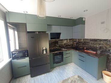 Кухонные шкафы: Кухонный шкаф, Навесной, С мойкой at lalafo.kg — 3 Кухонные шкафы: Кухонный шкаф, Навесной, С мойкой — 3