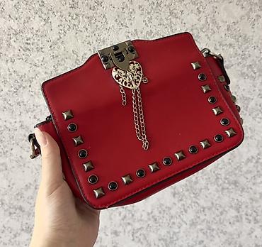 Dəstlər, kostyumlar: 3-5-7-12 manat 1) Yaşıl “yeni” 5 manat 2) Açıq yaşıl kvadrat “yeni” 5 — 3