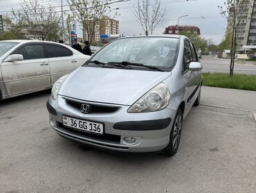 Honda: Honda Jazz: 2004 г., 1.4 л, Механика, Бензин, Хэтчбэк