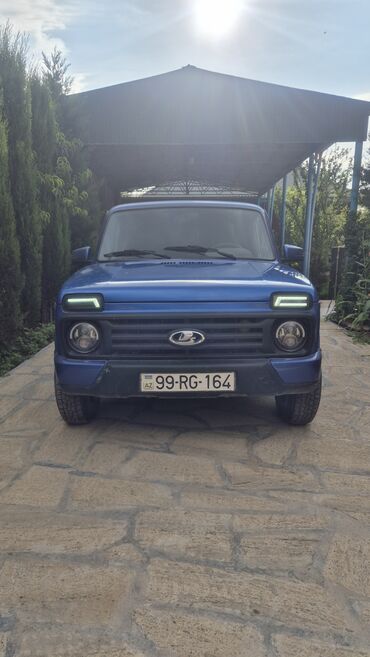 ваза богемия: LADA 4x4 (Niva) – mavi rəng, 3 qapı, tam ötürücülü şəhər-yaşayış və