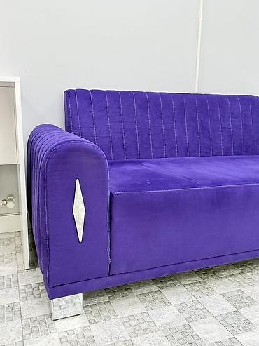 Диваны: Bənövşəyi rəngdə elegant divan - Parça: Yumşaq, məxməri toxumalı — 2