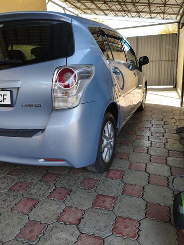тайота мала метрашка: Toyota Verso: 2009 г., 1.8 л, Вариатор, Бензин, Вэн/Минивэн