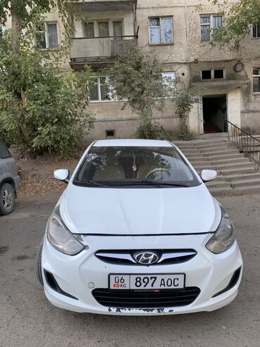 диски на машин: Hyundai Solaris: 2014 г., Механика, Бензин