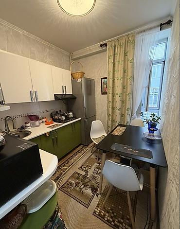 Продажа квартир: 1 комната, 42 м², 12 мкр Элитка, 3 этаж — 10