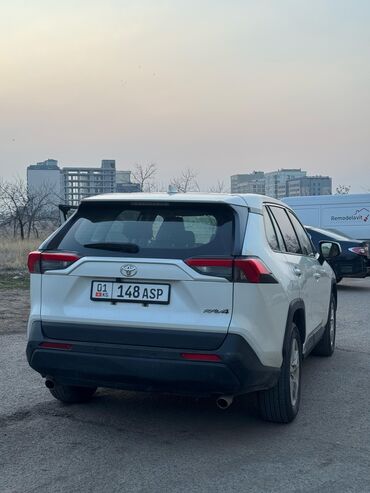 рав 4 2021 цена бишкек: Toyota RAV4: 2020 г., 2 л, Вариатор, Бензин, Кроссовер